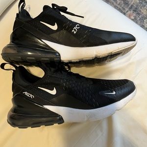 Womens Nike Air Max 270